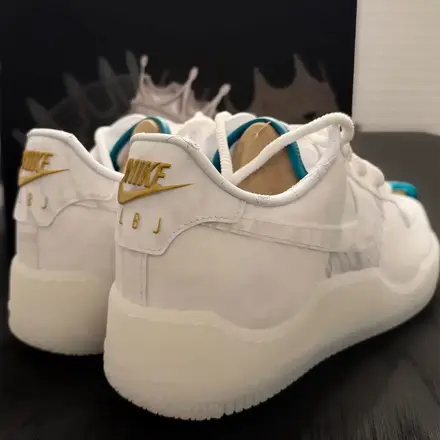 【2026年発売予定】 レブロン・ジェームズ × ナイキ エアフォース 1 ロー "マーブル"