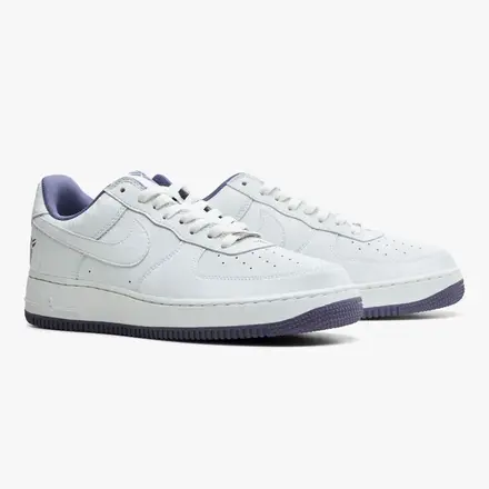 【海外5月発売予定】 コービー ブライアント × ナイキ エアフォース 1 ロー "デイブレイク" サミット ホワイト/デイブレイク(IB0018-102)