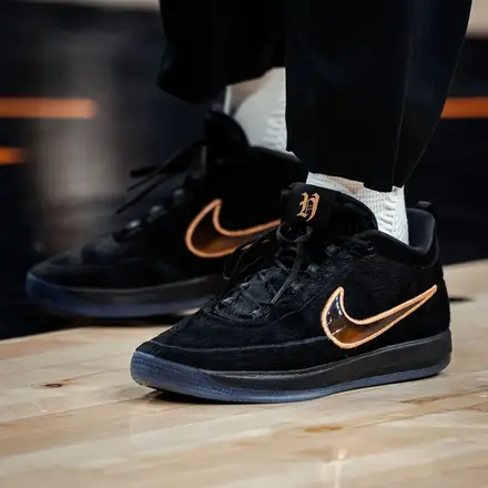 【海外5月28日発売予定】 ナイキ ブック 2 "ヘブン アンド ヘクター"(IX1832-001)