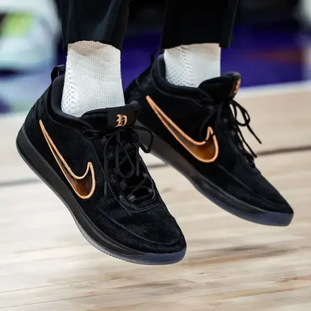 【海外5月28日発売予定】 ナイキ ブック 2 "ヘブン アンド ヘクター"(IX1832-001)