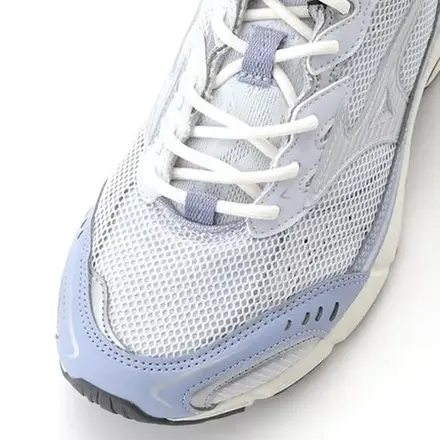 【国内4月14日先行予約/16日発売予定】 エミ × ミズノ MXR ライトブルー(D1GD262201)