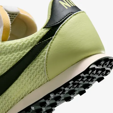 【国内4月9日発売予定】 ナイキ ワッフル レーサー SE ライムライト/ブラック/セイル/ココナッツ ミルク