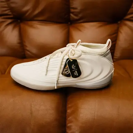  BSTN × アディダス ハーデン VOL.10 "オール デイ"