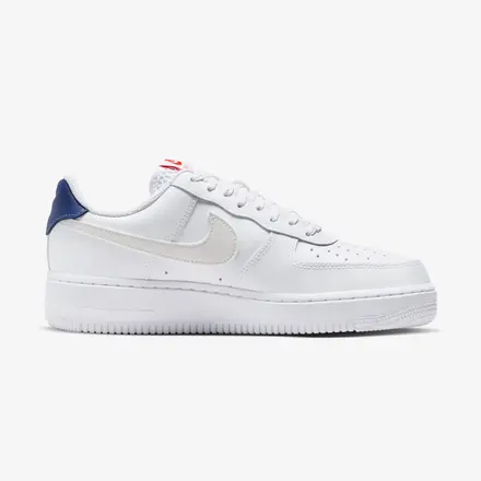 【海外6月1日発売予定】 ナイキ ウィメンズ エア フォース 1 '07 ホワイト/ブルー ボイド/ファイア レッド/メタリック サミット ホワイト(IR1989-100)