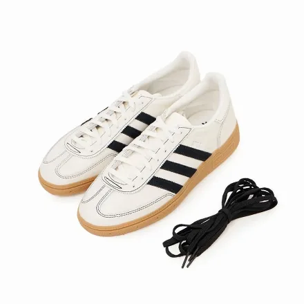 【国内先行予約/4月24日発売予定】アダム エ ロペ × アディダス オリジナルス ハンドボール スペツィアル ホワイト(GKA16100)