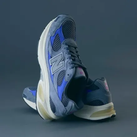 【国内4月22日発売予定】 リベレイダース × ユニック × ニューバランス アブゾーブ 2010 プリズム パープル(U20108ZC)