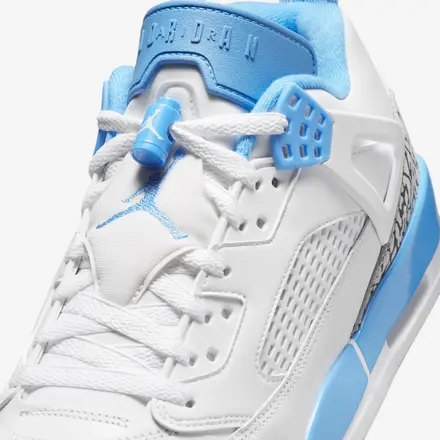【国内4月発売予定】 ナイキ ジョーダン スパイジーク ロー ゴルフ ホワイト/ウルフ グレー/ユニバーシティ ブルー(HQ4365-102)