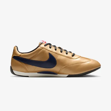 【国内4月13日発売開始】 ナイキ ウィメンズ スプリント シスター メタリックゴールド/ライトクリムゾン/ブラック/ミッドナイトネイビー(II6984-700)