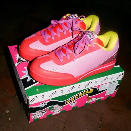 【海外5月1日/6日発売予定】 BBC アイスクリーム × リーボック ボード フリップ 2色