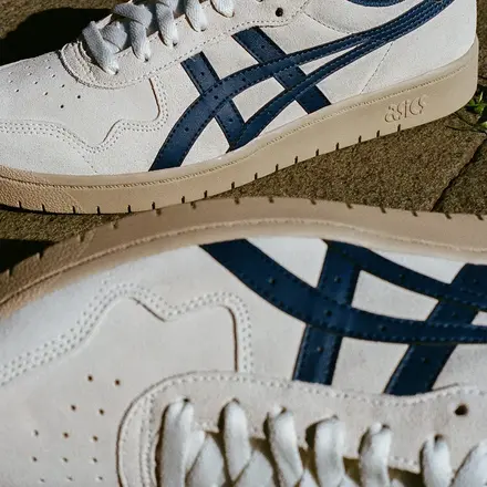  【国内4月17日発売予定】 アシックス スポーツスタイル ジャパン プロ クリーム/インディペンデンス ブルー(1201A920-101)