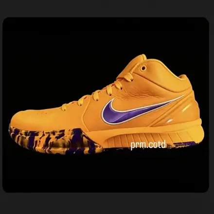  ナイキ コービー 4 プロトロ "レイカーズ" ユニバーシティゴールド/ホワイト/フィアースパープル(IM4325-700)