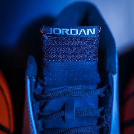  【非売品】 ナイキ エアジョーダン 14 PE "UNC ターヒールズ"