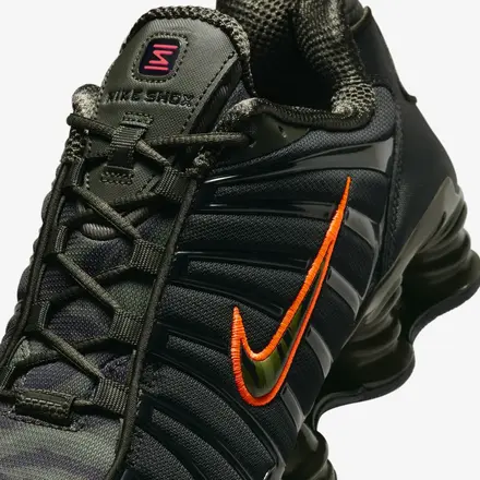  【国内4月18日発売予定】 ナイキ ショックス TL "タイガー カモ" ブラック/カーゴ カーキ/セコイア/ニュースプリント(IR0918-001)