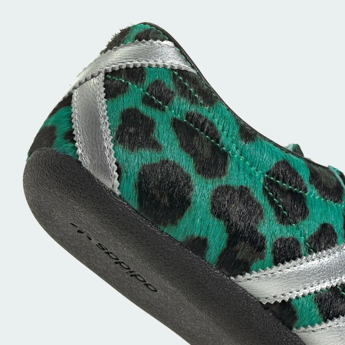 【海外4月発売開始】 アディダス オリジナルス トーキョー "レオパード" スクリーミング グリーン/シルバー メタリック/コア ブラック(IH6637)