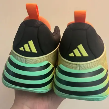 【海外5月発売予定】 アディダス DON イシュー 8 ルシッド タンジェリン/ブラック/パルス ミント(KI9287)