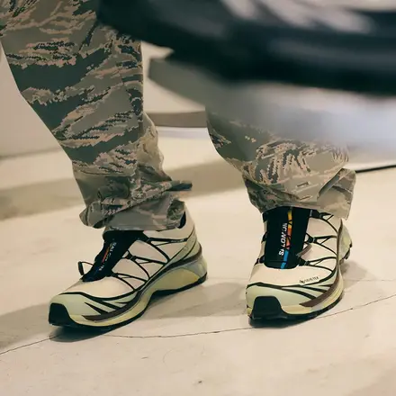  サロモン XT-6 ゴアテックス アスパラガス グリーン/ティー/ビター チョコレート(L49202200)