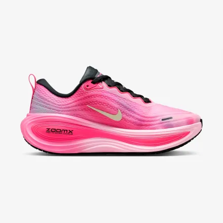 【海外4月20日発売開始】 ナイキ ボメロ プラス パール ピンク/ピンク グロウ/ハイパー ピンク/サミット ホワイト(IR8317-664)