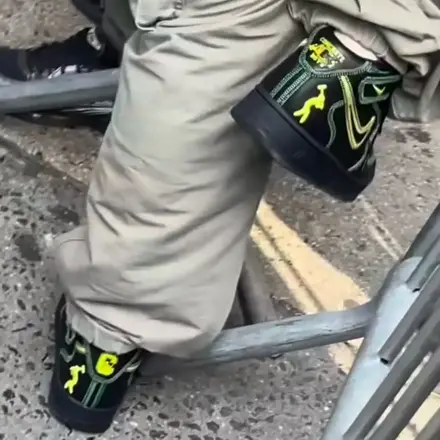 【2026年発売予定】 リル ヨッティ/コンクリート ボーイズ × ナイキ エア フォース 1 ミッド オプティ イエロー/ブラック/メタリック シルバー(JA6675-700)