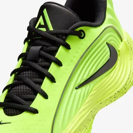 【国内4月発売予定】 ナイキ ヤニス イモータリティ 5 3色