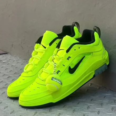 ナイキ SB エア マックス イショッド "テニス ボール"(IB6212-701)