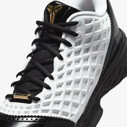  ナイキ コービー 3 ロー プロトロ "マンバチッタ"(IQ3916-100)