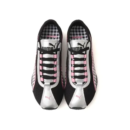 【国内5月2日発売予定】 アトモス ピンク × プーマ H-ストリート "ピクニック" プーマ ブラック/ピンク シマー(409798-01)