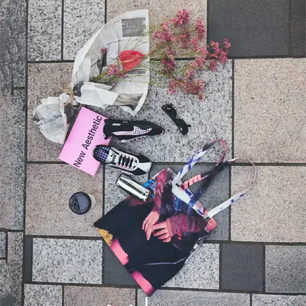 【国内5月2日発売予定】 アトモス ピンク × プーマ H-ストリート "ピクニック" プーマ ブラック/ピンク シマー(409798-01)