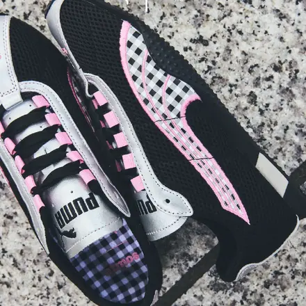  アトモス ピンク × プーマ H-ストリート "ピクニック" プーマ ブラック/ピンク シマー(409798-01)