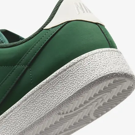 【国内5月7日発売予定】 ナイキ テニス クラシック ファー/セイル/ファー(IV2436-300)