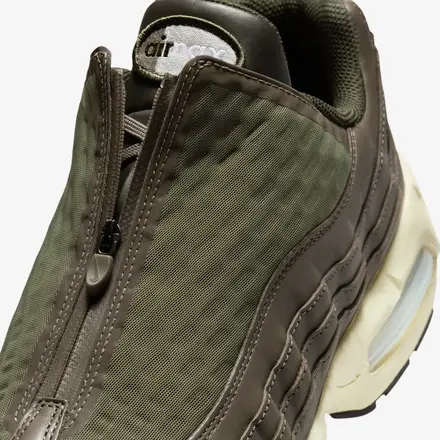 【2026年発売予定】 ナイキ エアマックス 95 ジップ ミディアム オリーブ/アラバスター/ベルベット ブラウン(IQ3466-200)