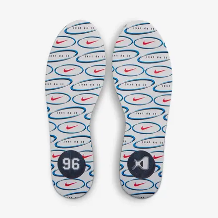 【国内5月8日発売予定】 ナイキ エーツー "スタンディング オベーション"(IH1138-001)