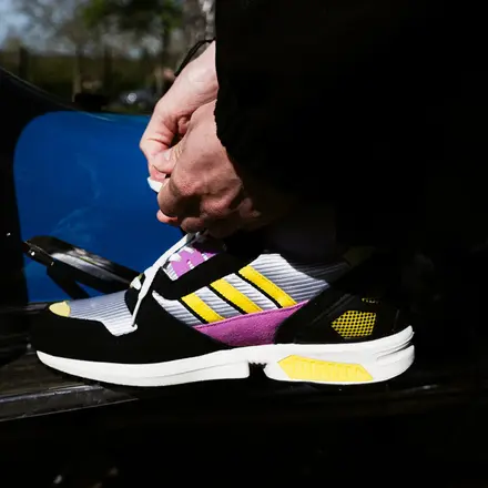 【海外5月4日発売予定】 アディダス オリジナルス ZX 8000 "メイド イン ジャーマニー" ピュア ブラック(IH4113)