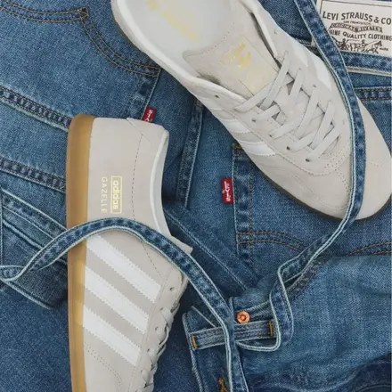 【国内先行予約/5月2日発売予定】スピックアンドスパン × アディダス オリジナルス ガゼル ロー プロ ワンダーベージュ/コアホワイト/ガム(KI0017)