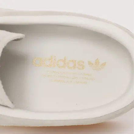 【国内先行予約/5月2日発売予定】スピックアンドスパン × アディダス オリジナルス ガゼル ロー プロ ワンダーベージュ/コアホワイト/ガム(KI0017)