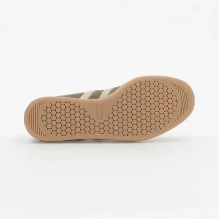 【国内先行予約/5月上旬発売予定】 アディダス オリジナルス タバコ オリーブ ストラータ/サンドストーン/ガム(IH9113)