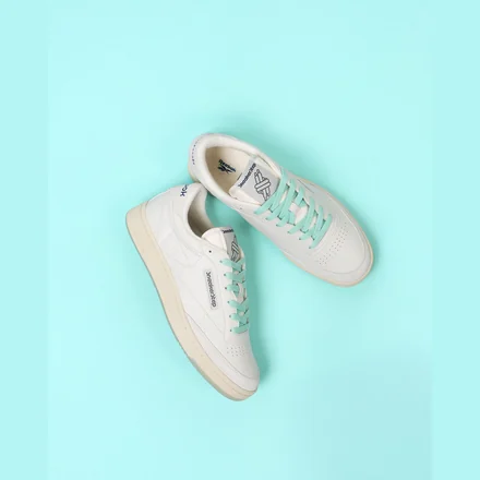 【国内4月27日先行予約】 すにすて - SneakerStep × リーボック クラブ C 85 2色