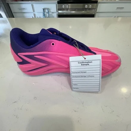 【海外11月20日発売予定】アディダス アンソニー・エドワーズ 3 ルシッド ピンク/カレッジ パープル/ブリス ライラック(KH8545)