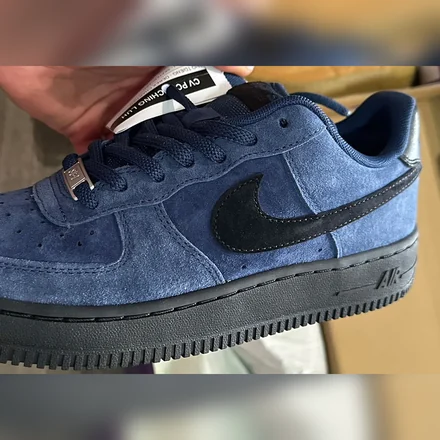 【2026年発売予定】ナイキ SB エアフォース 1 ロー ネイビー/ブラック(HM8517-400)