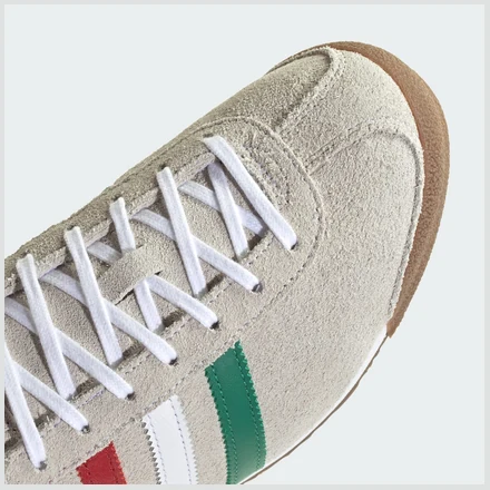 【国内5月1日発売予定】 メルセデス AMG ペトロナス F1 チーム × アディダス イタリア 70S メルセデス クラウド ホワイト/ボールド グリーン/パワー レッド(KJ1199)