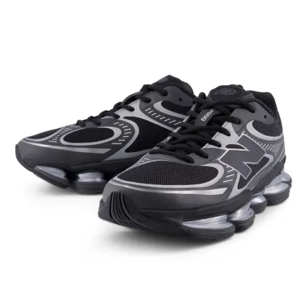 【国内先行予約/5月13日発売予定】ニューバランス 2000 ブラック/シルバー メタリック(U20008LL)