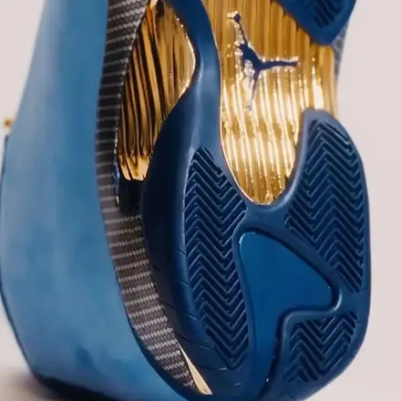 【非売品】 ナイキ エアジョーダン 14 PE "マーケット" ライトブルー/ネイビー/ゴールド