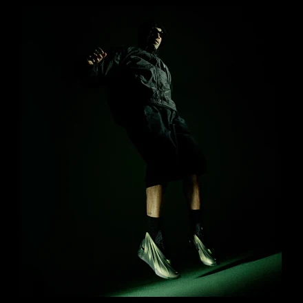 【海外5月9日発売予定】 ダックス オブ ア フェザー × ナイキ GT フューチャーメタリック グリーン/ゴールド/ブラック