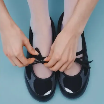 【海外4月28日発売開始】 ニューバランス ウィメンズ フラット ブリーズ 2色