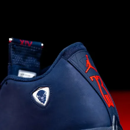 【非売品】 ナイキ エアジョーダン 14 PE "ハワード バイソン"