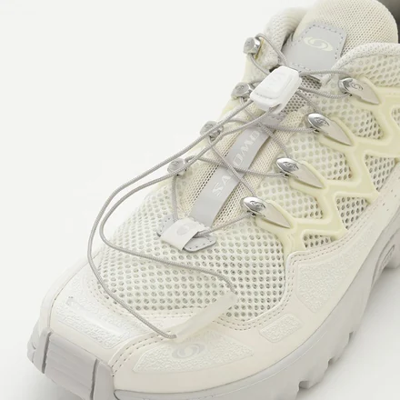 【国内5月14日発売予定】 エミ × サロモン ACS+ アイボリー(L45446200)