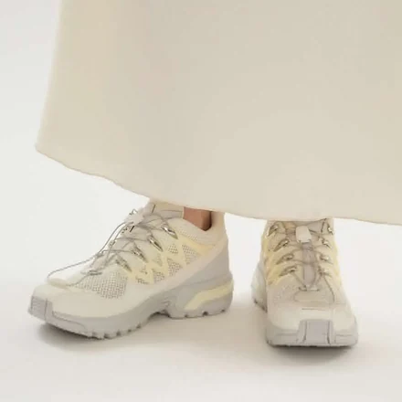 【国内5月14日発売予定】 エミ × サロモン ACS+ アイボリー(L45446200)