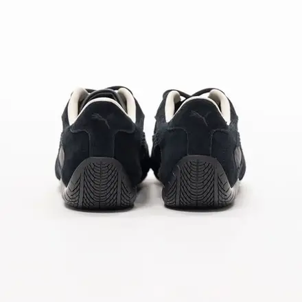 【国内先行予約/6月下旬発売予定】モンキータイム × プーマ スピードキャット プラス ブラック(83314000130)