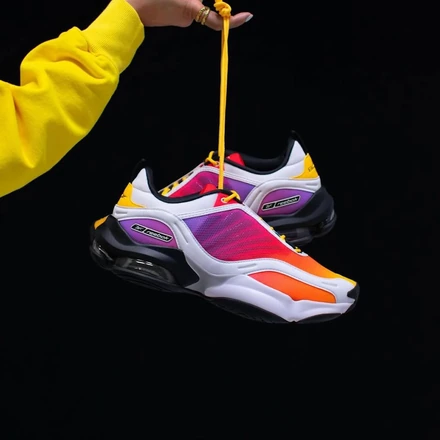  ブレイン チャイルド × リーボック DMX シリーズ 3000 レッド ネビュラ