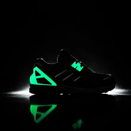 【海外5月23日発売予定】オフスプリング × アディダス オリジナルス ZX 8000 エキップメント グリーン/ベター スカーレット/クリーム ホワイト(KI2521)