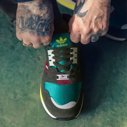 【海外5月23日発売予定】オフスプリング × アディダス オリジナルス ZX 8000 エキップメント グリーン/ベター スカーレット/クリーム ホワイト(KI2521)